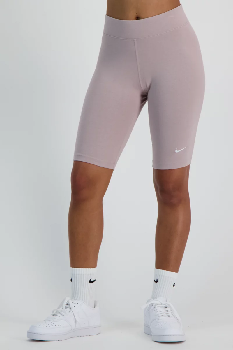 Nike Sportswear Essential Damen Short
