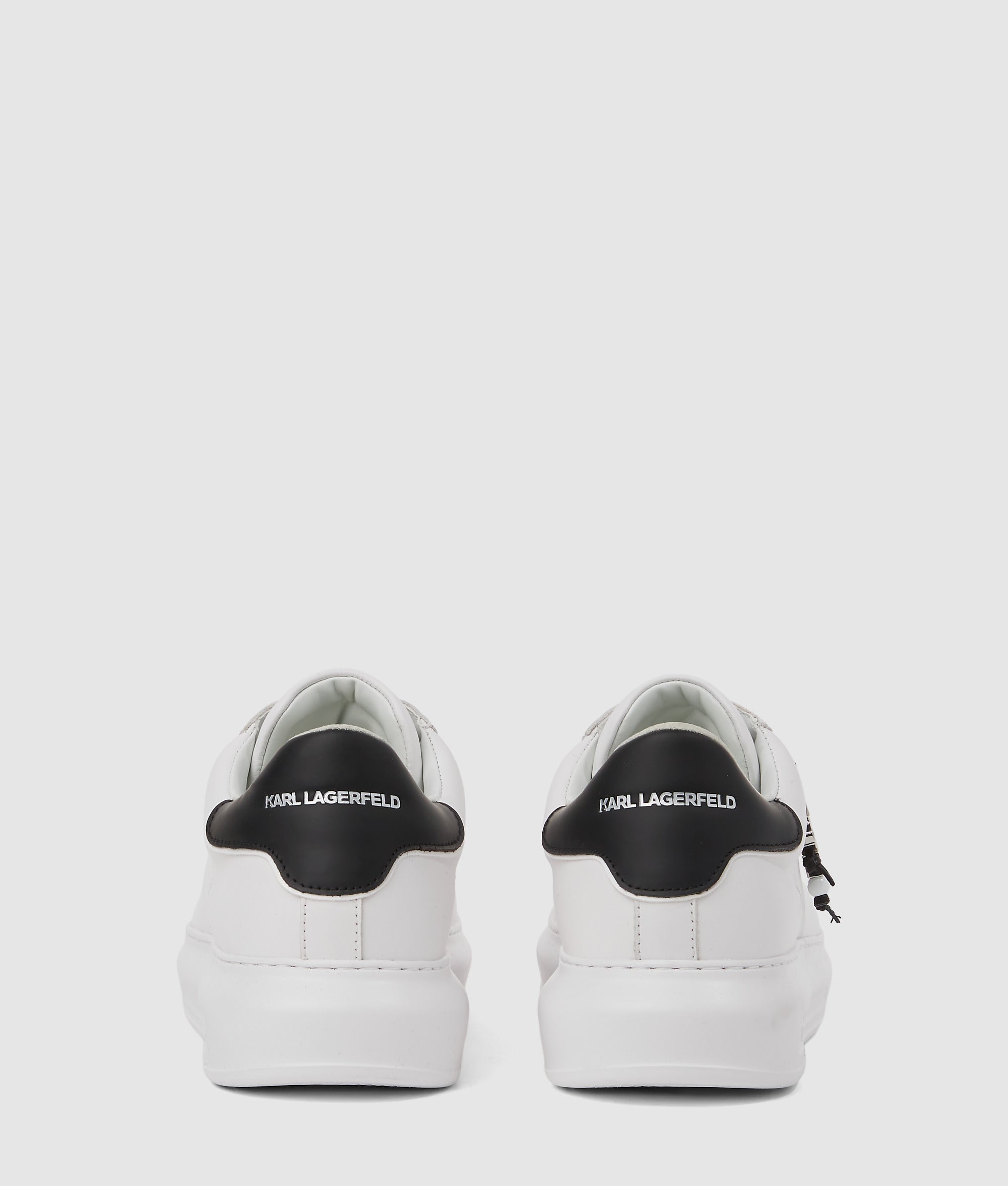 Exclusieve Kapri Ikon leren sneakers met bedels