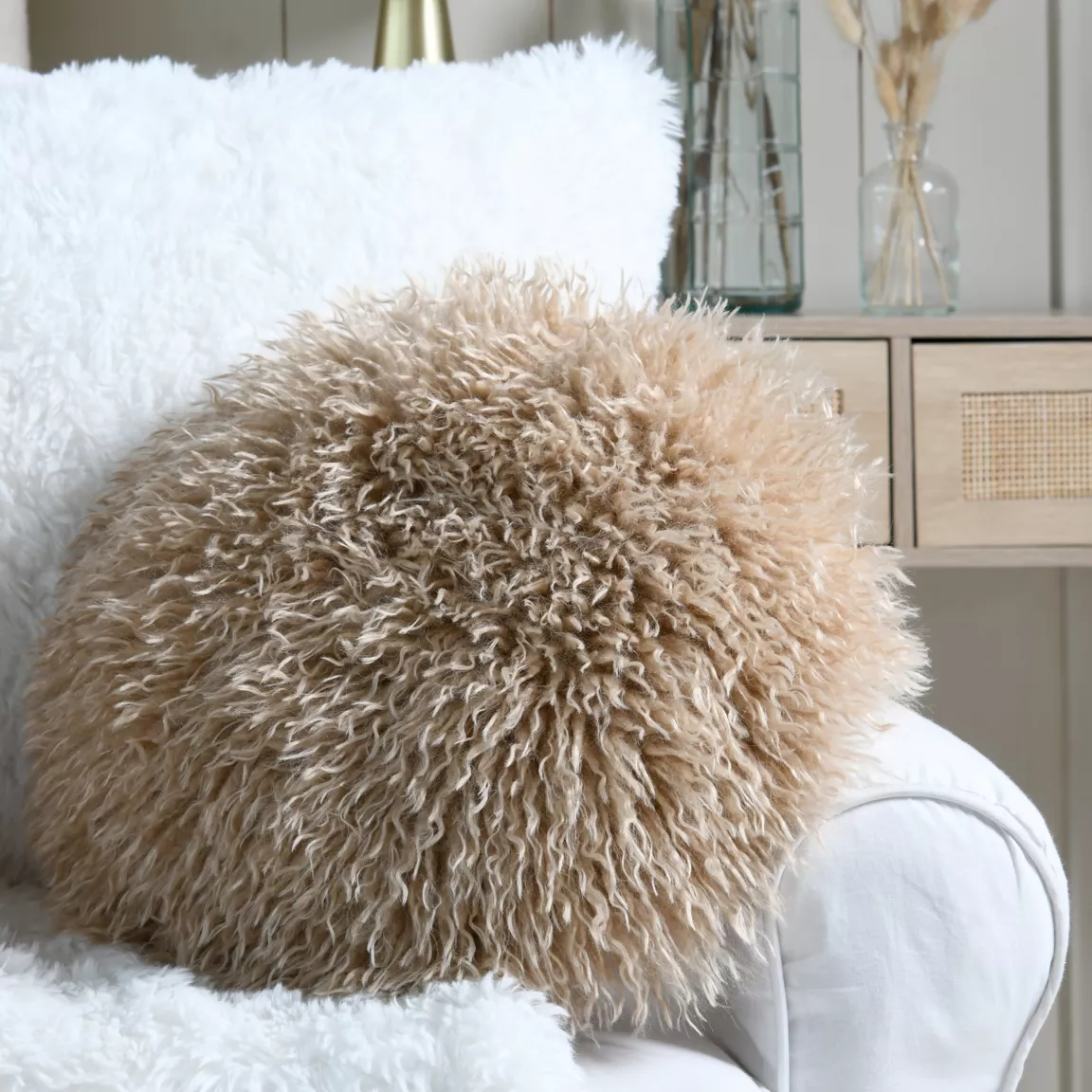Coussin rond fausse fourrure (40 cm) Cosylife Beige