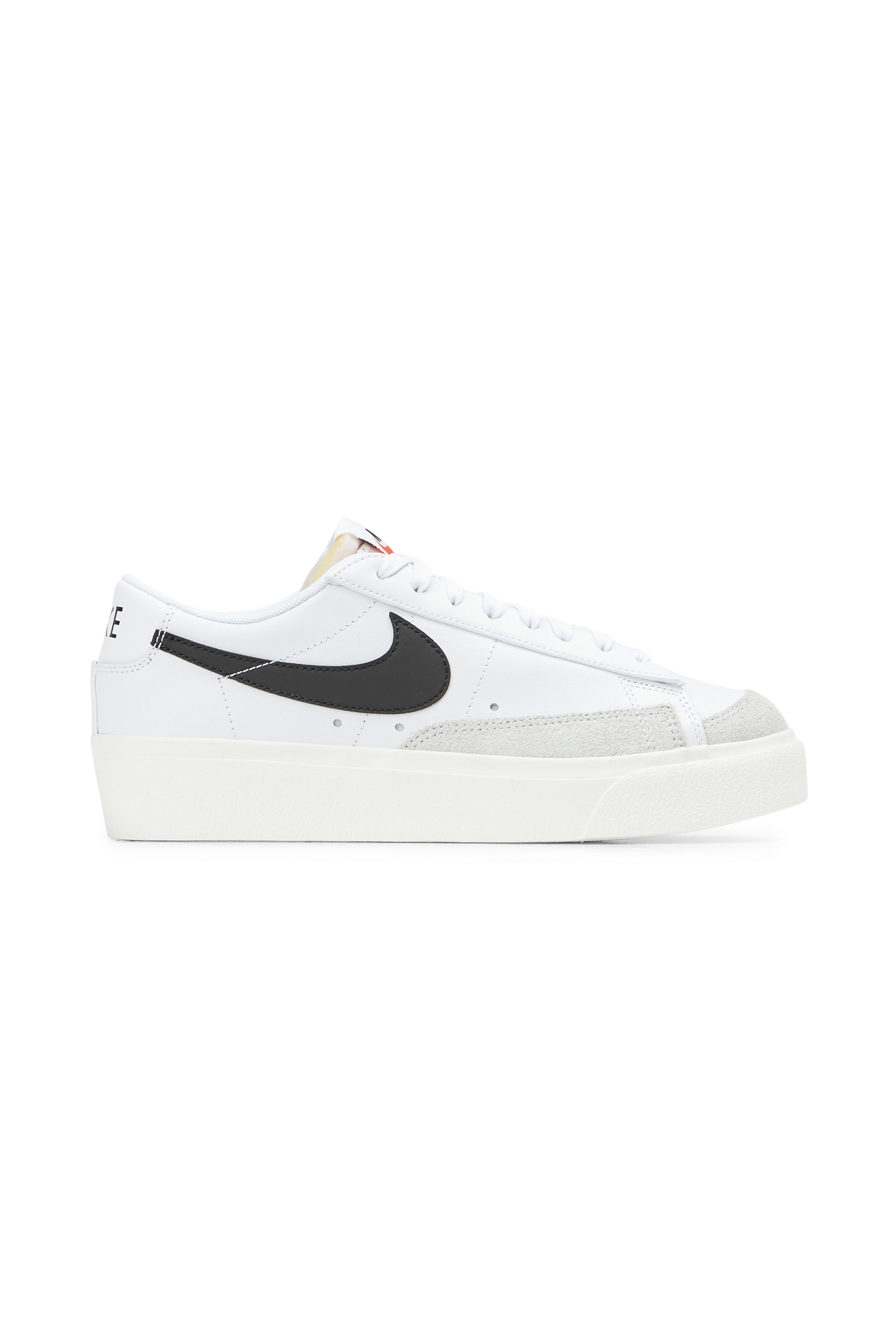 NIKE Baskets  BLAZER LOW PLATFORM Blanc