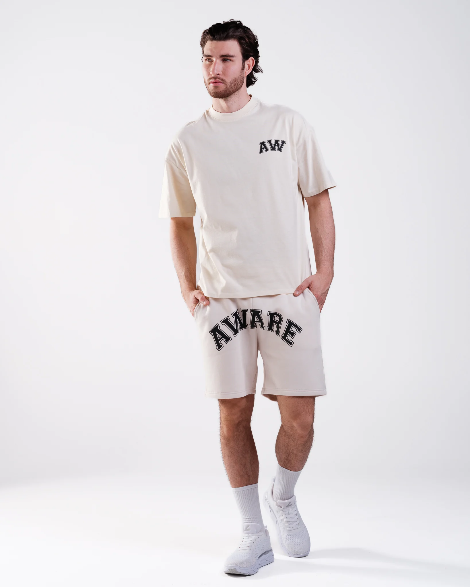 AWARE Sweatshorts Offwhite