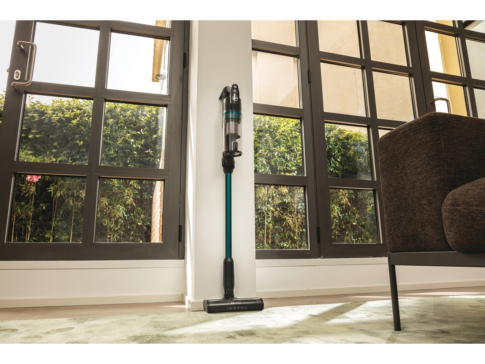 ASPIRADOR VERTICAL HOOVER HF1P10P 011 14.8V 2 EM 1