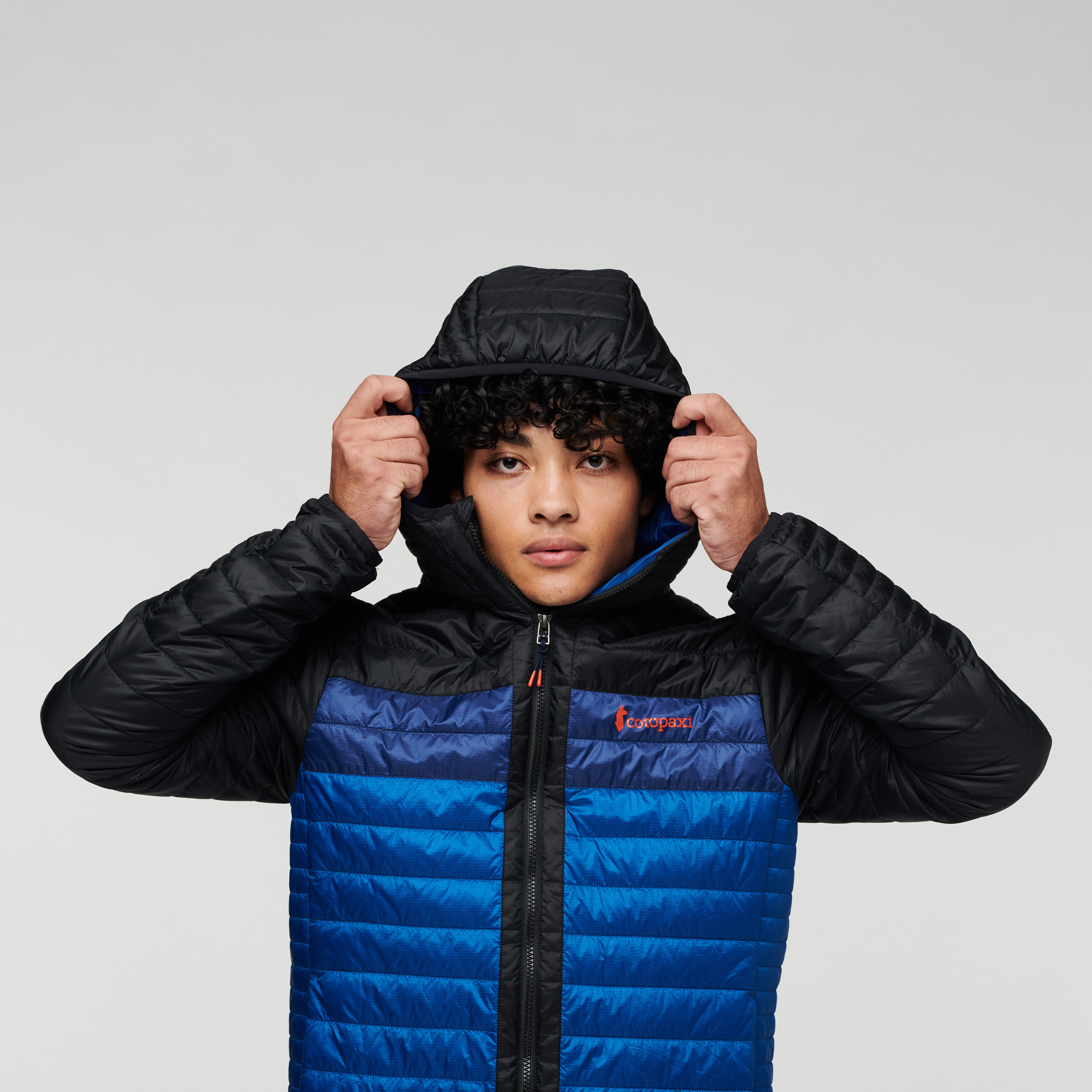 M Capa Insulated Hooded Jacket