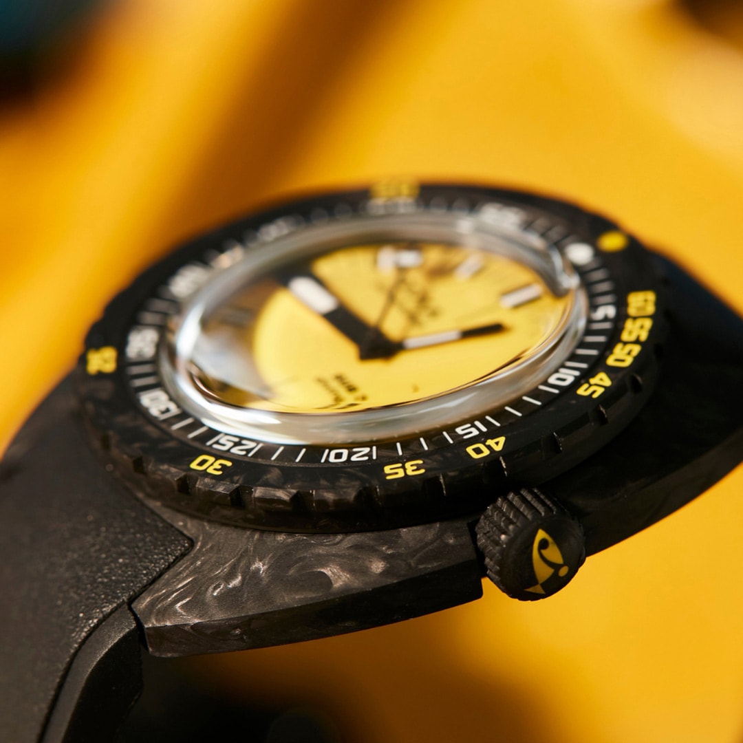 Doxa SUB 300 Carbon Divingstar