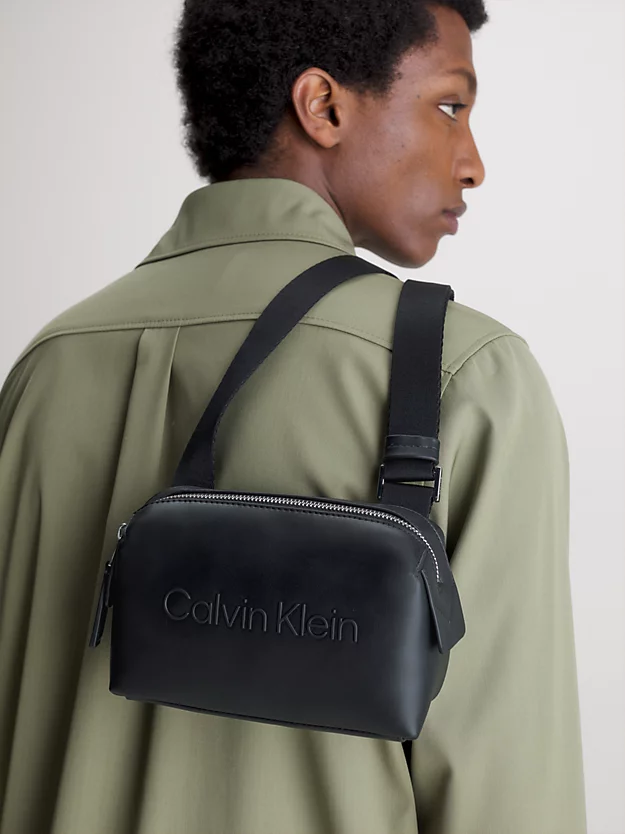 Bolsa de ombro reciclada