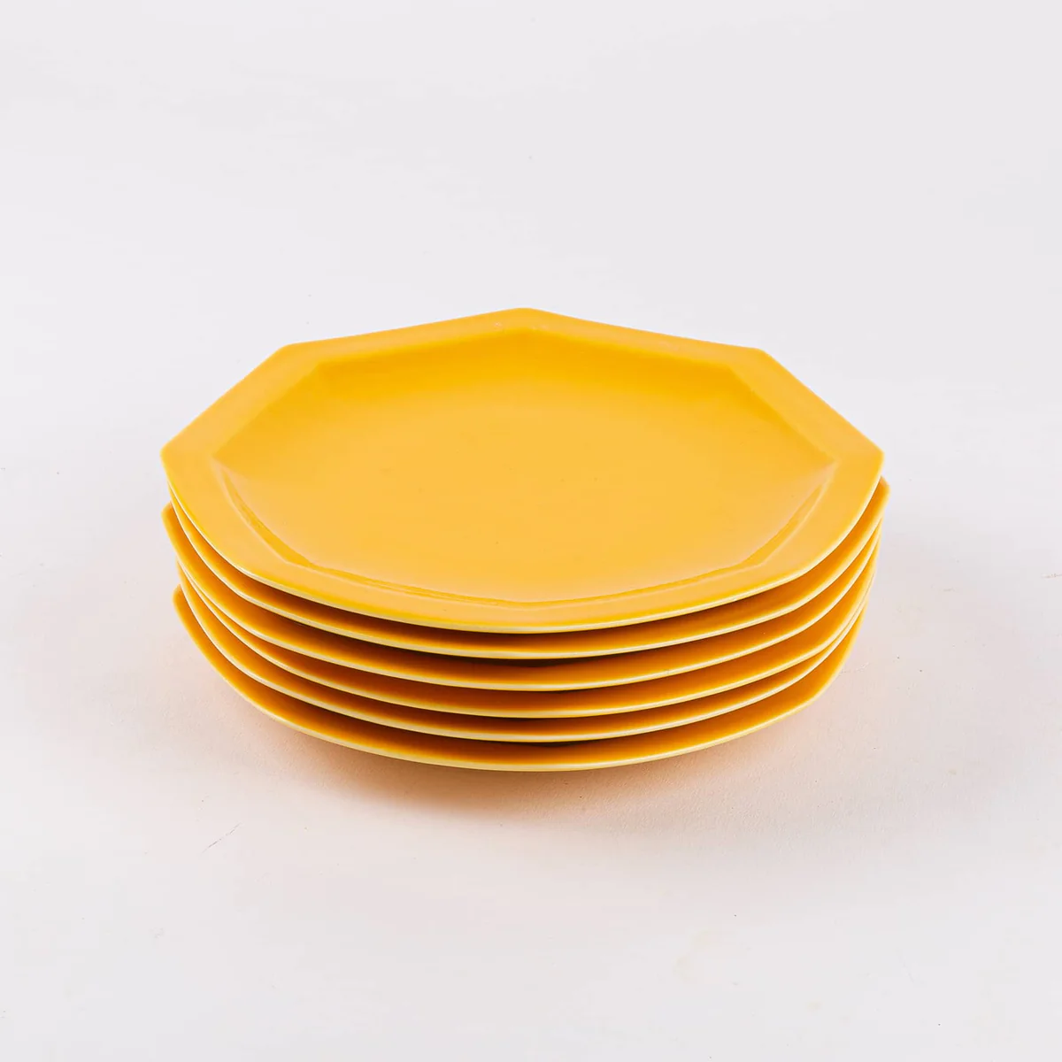 Assiette plate Octogonale jaune OGRE La Fabrique