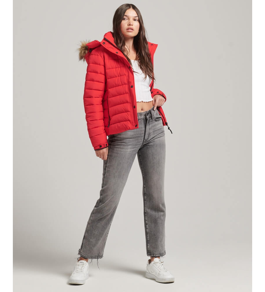 Jaqueta curta acolchoada com capuz Superdry - Vermelha