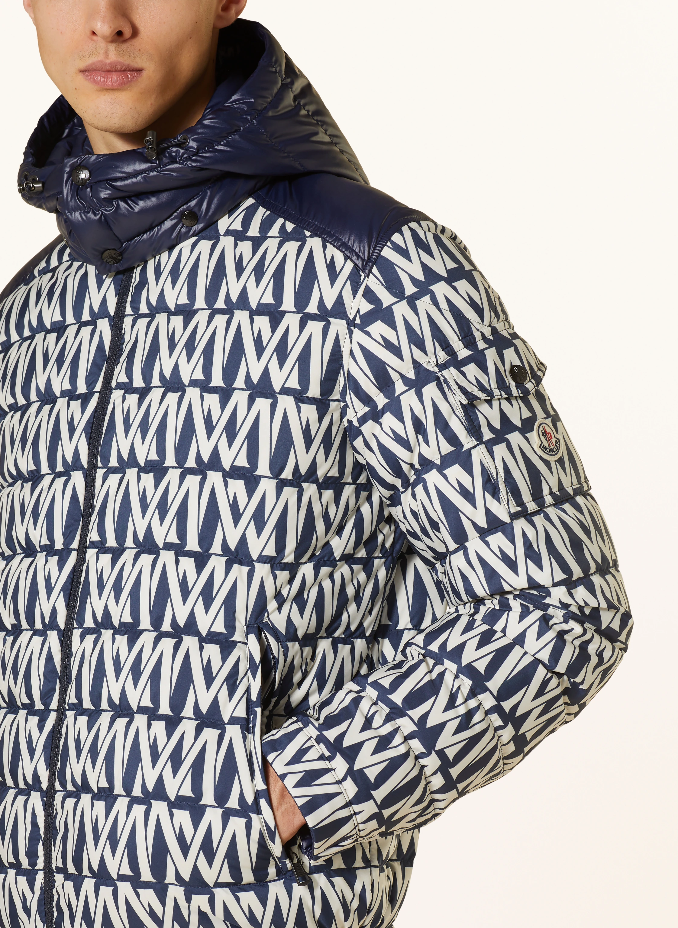 MONCLER Daunenjacke TABLASSES