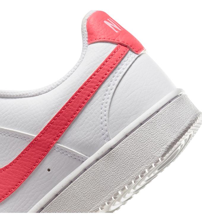 Nike Women Court Vision Low Sneakers