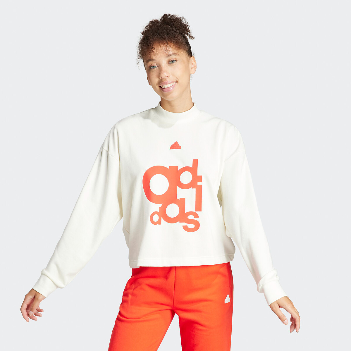 ADIDAS ROUPAS ESPORTIVAS<br>A marca de suéteres do amor