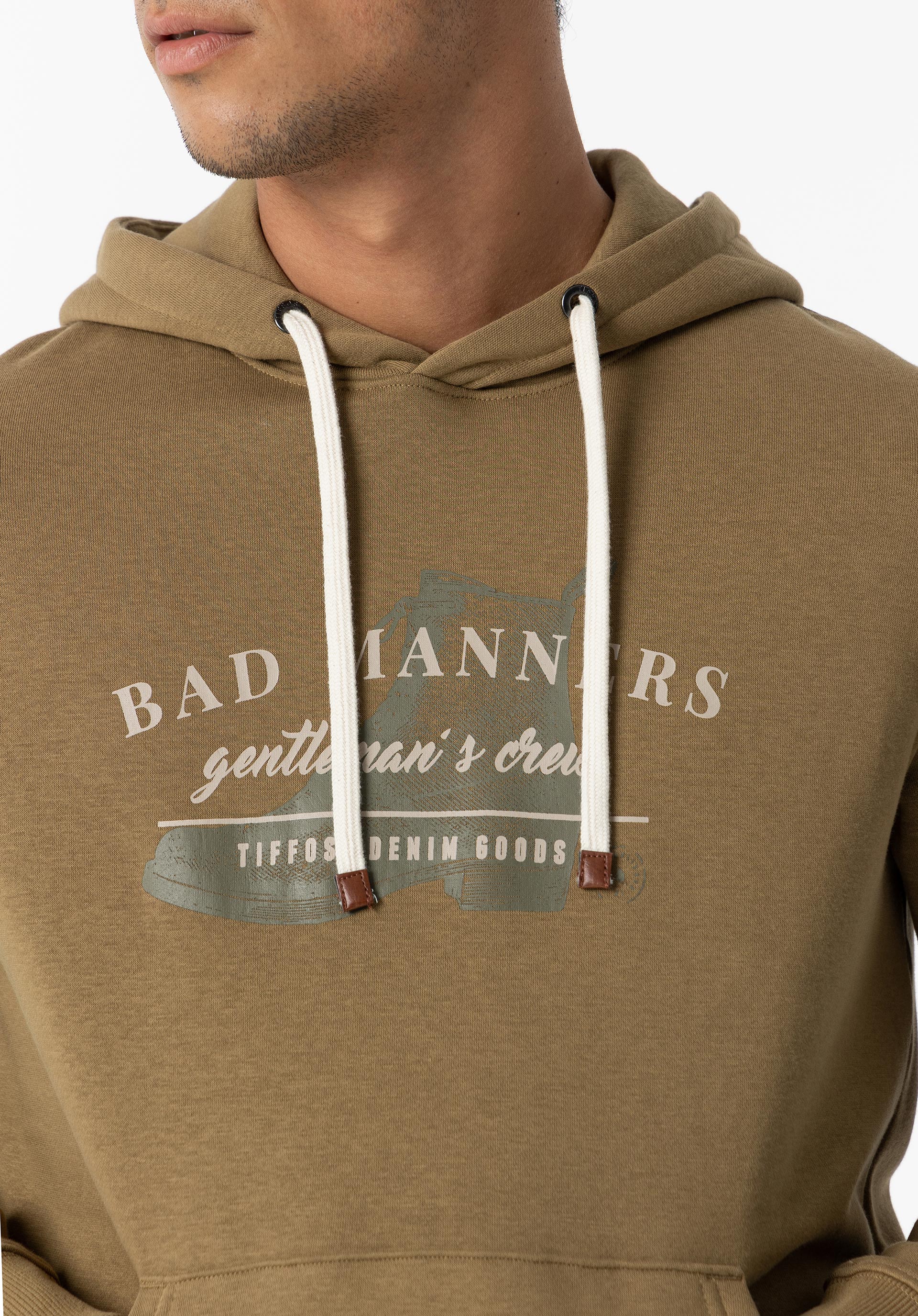 Hoodie com Bordado Frontal