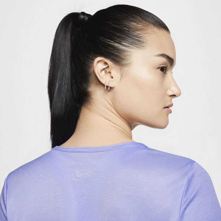 Nike Lobe T Shirt Lilla