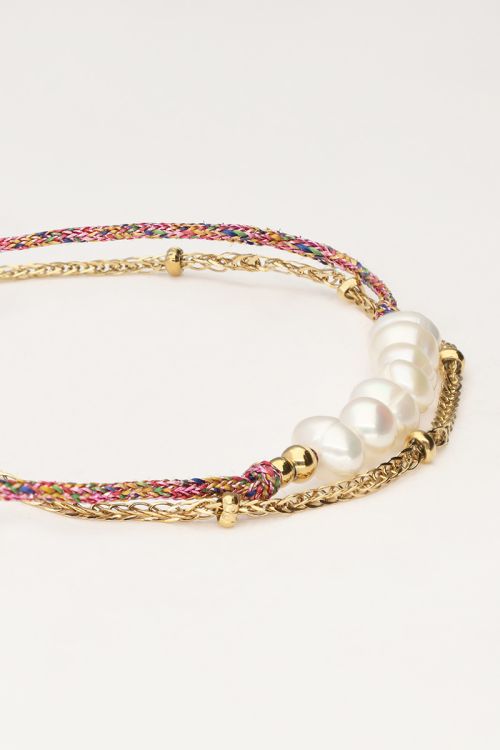 Minimalistische dubbele armband met roze koord en parels