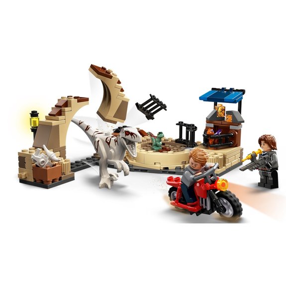 Poursuite en moto de l’Atrociraptor LEGO Jurassic World 76945