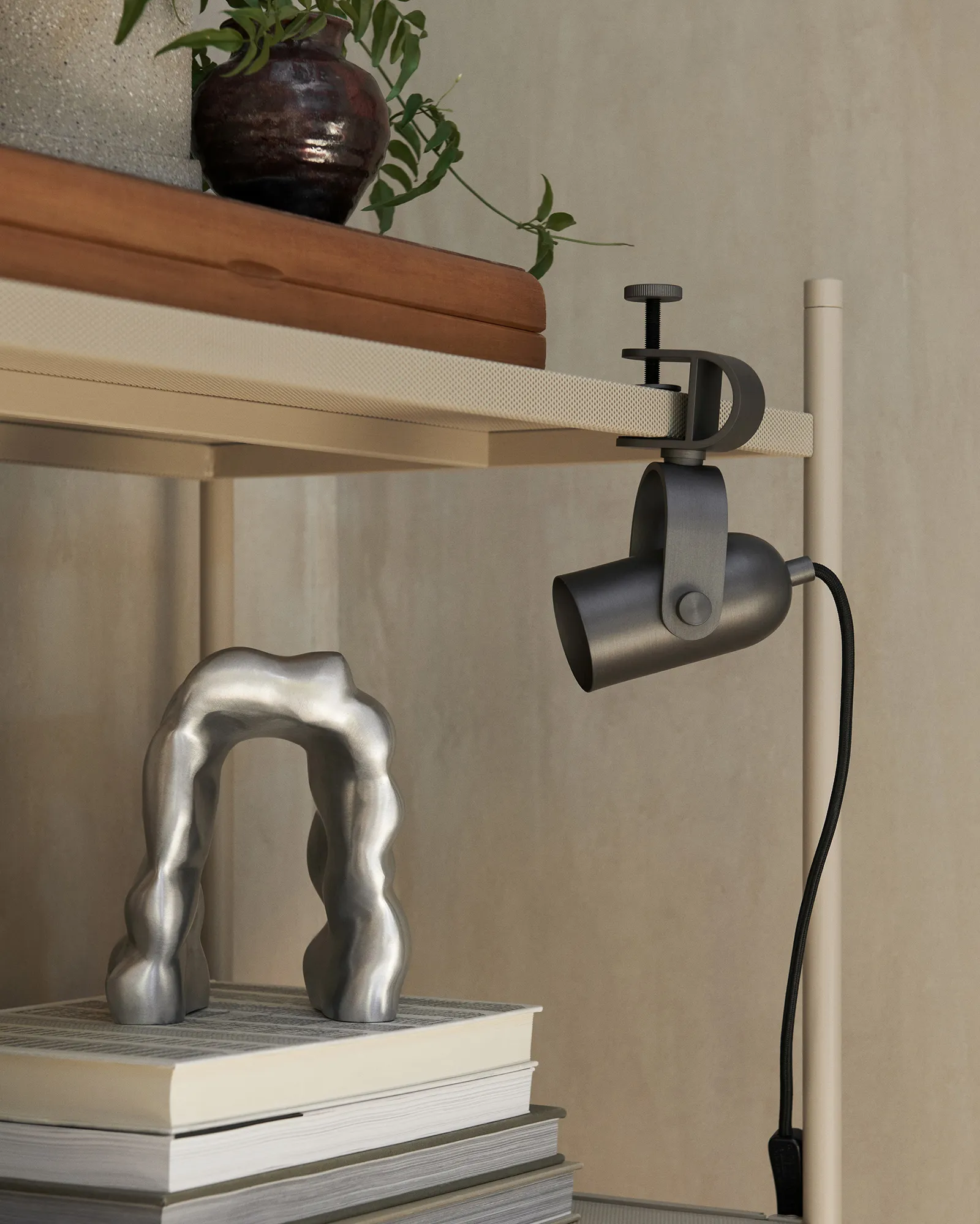 ferm LIVING Ruuvi Lamp - EU PLUG