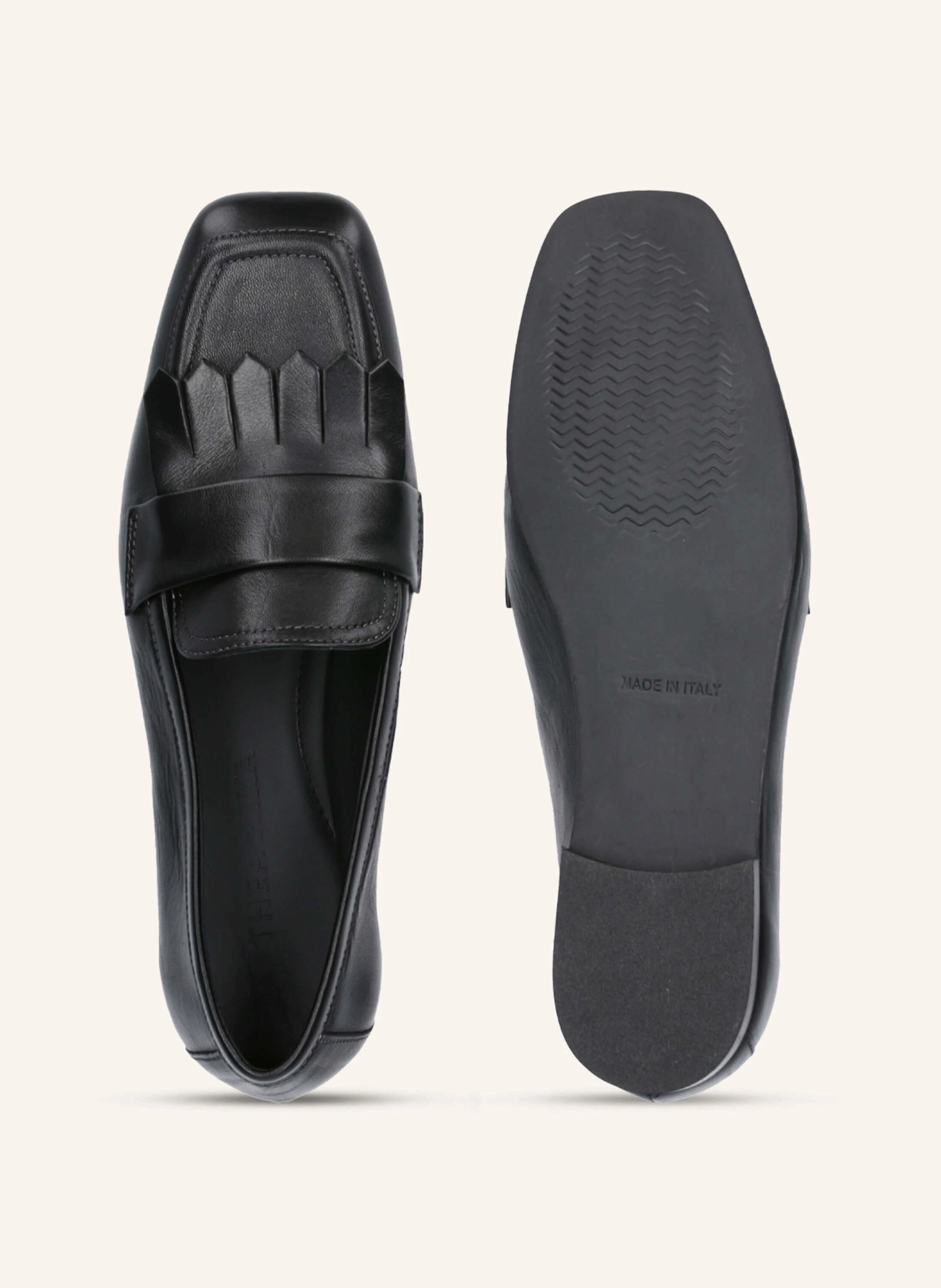 THEA MIKA Loafer