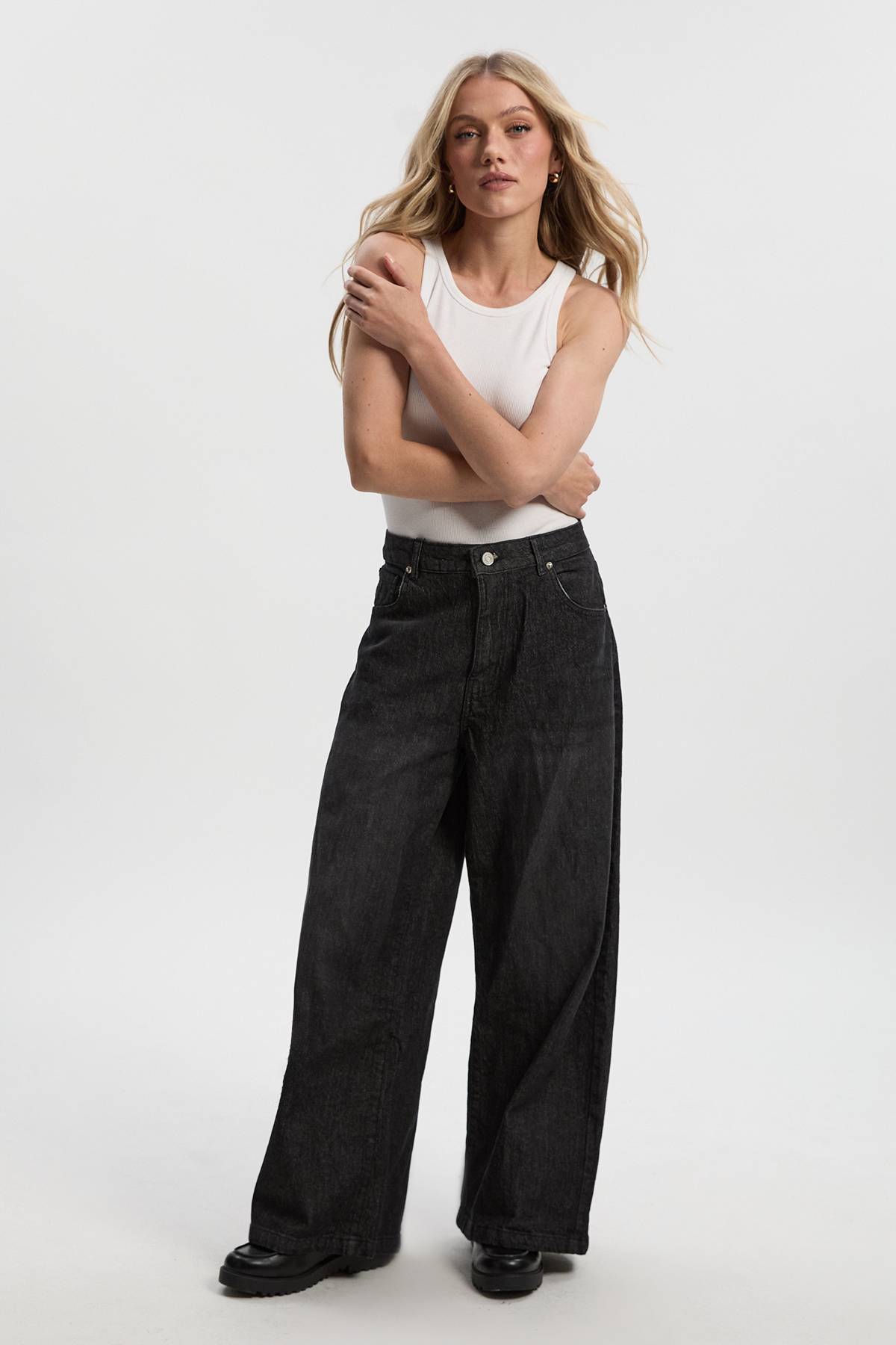 boohoo Jean Basique Petite Super Jambe Évasée