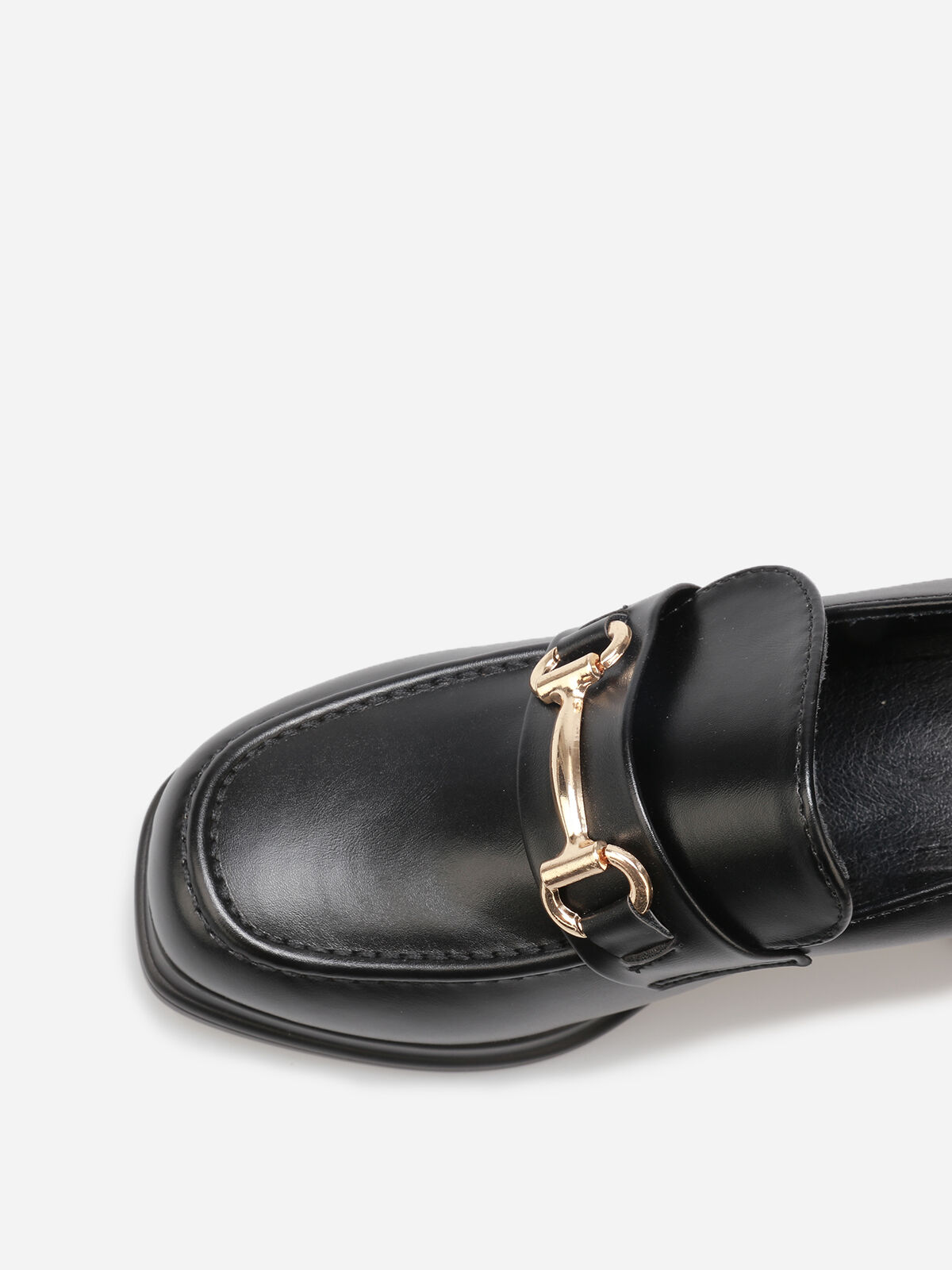 Mocassins à talon et mors- Noir