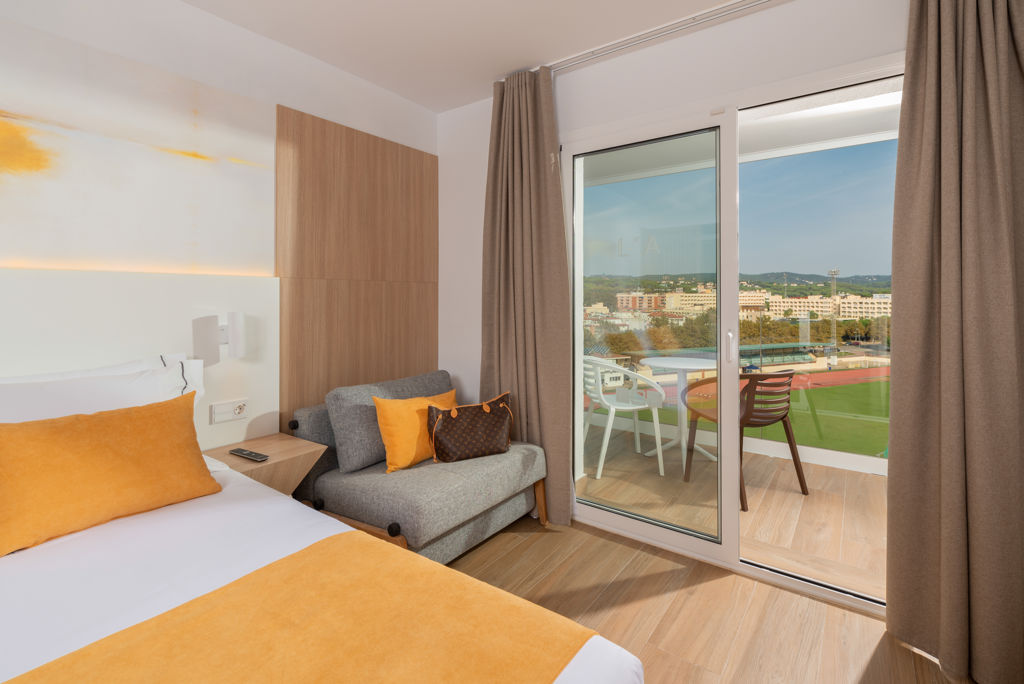 L'Azure Logies - Hotel