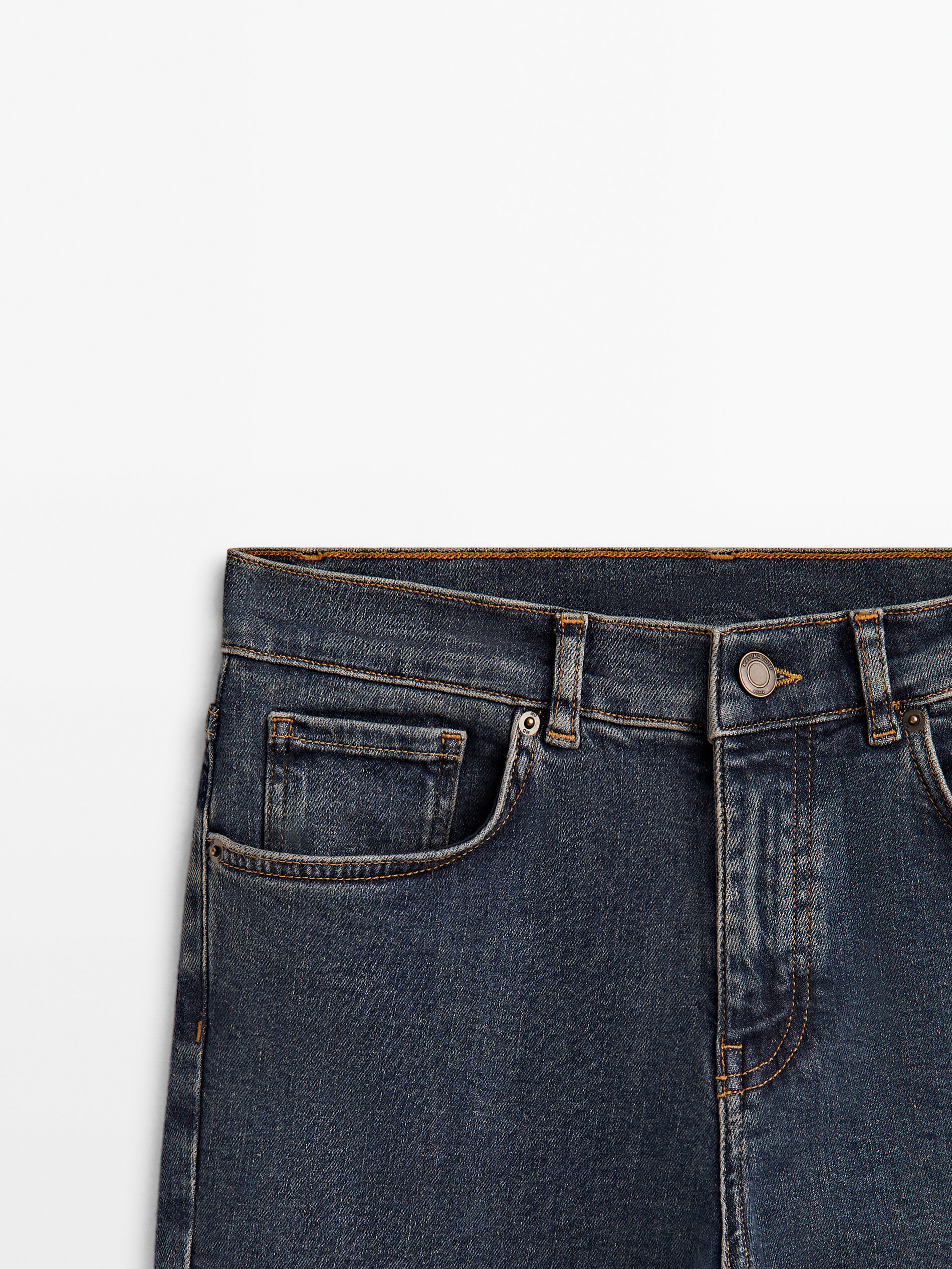 Calça jeans reta de cintura alta com elastano - AZUL MÉDIO