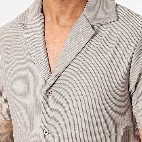 Ensemble Chemise Manches Courtes Et Short Jogging Beige Taupe