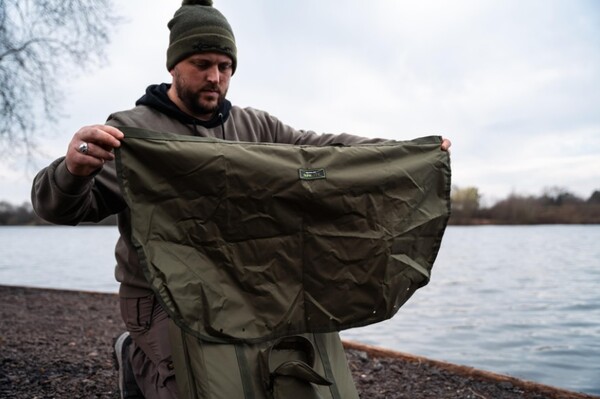 Ensemble Soin du Poisson Supa Lite Korum (Tapis de Réception, Élingue & Housse)