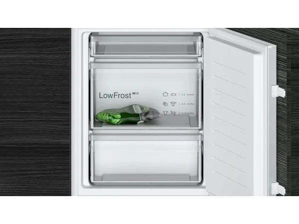 Siemens iQ300 KI86VVSE0 - Integreret Køle-/frysekab - bundfryser - bredde: 56 cm - dybde: 55 cm - højde: 177.5 cm - 267 liter - Klasse E - Glidehængsel