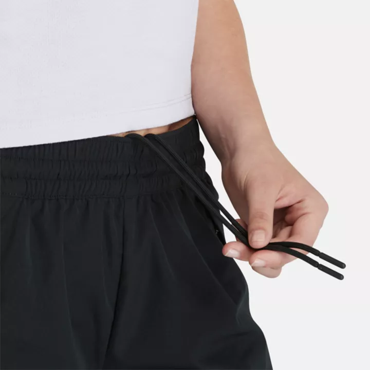 Short à séchage rapide pour femme en noir