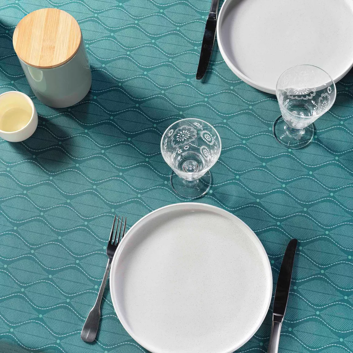 Nappe rectangulaire anti tache (145 x 240 cm) Ofelis Bleue