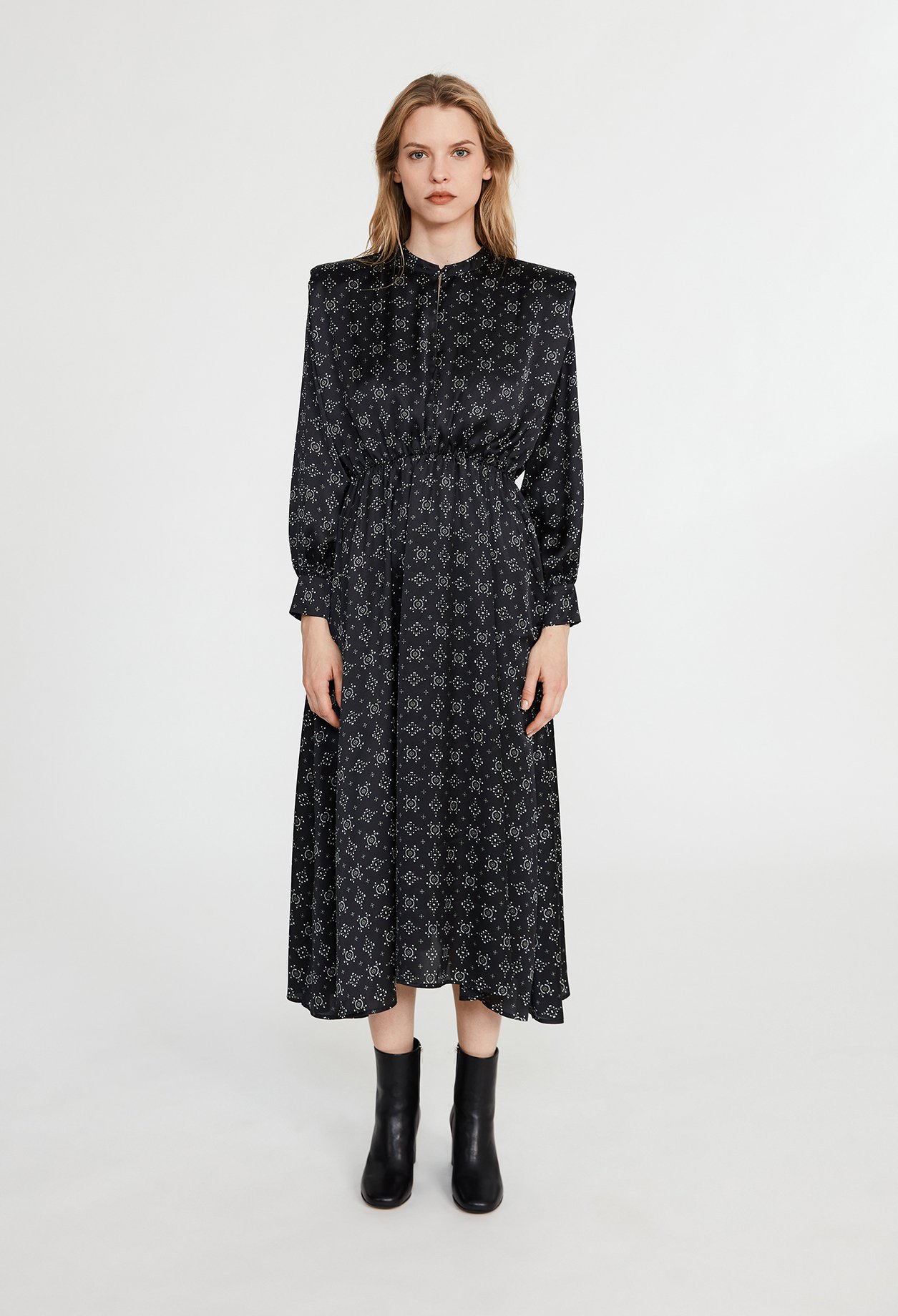 Robe longue &agrave; motifs geometrique