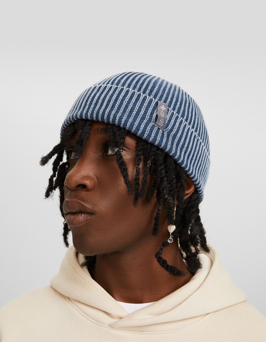 Gorro com efeito desbotado
