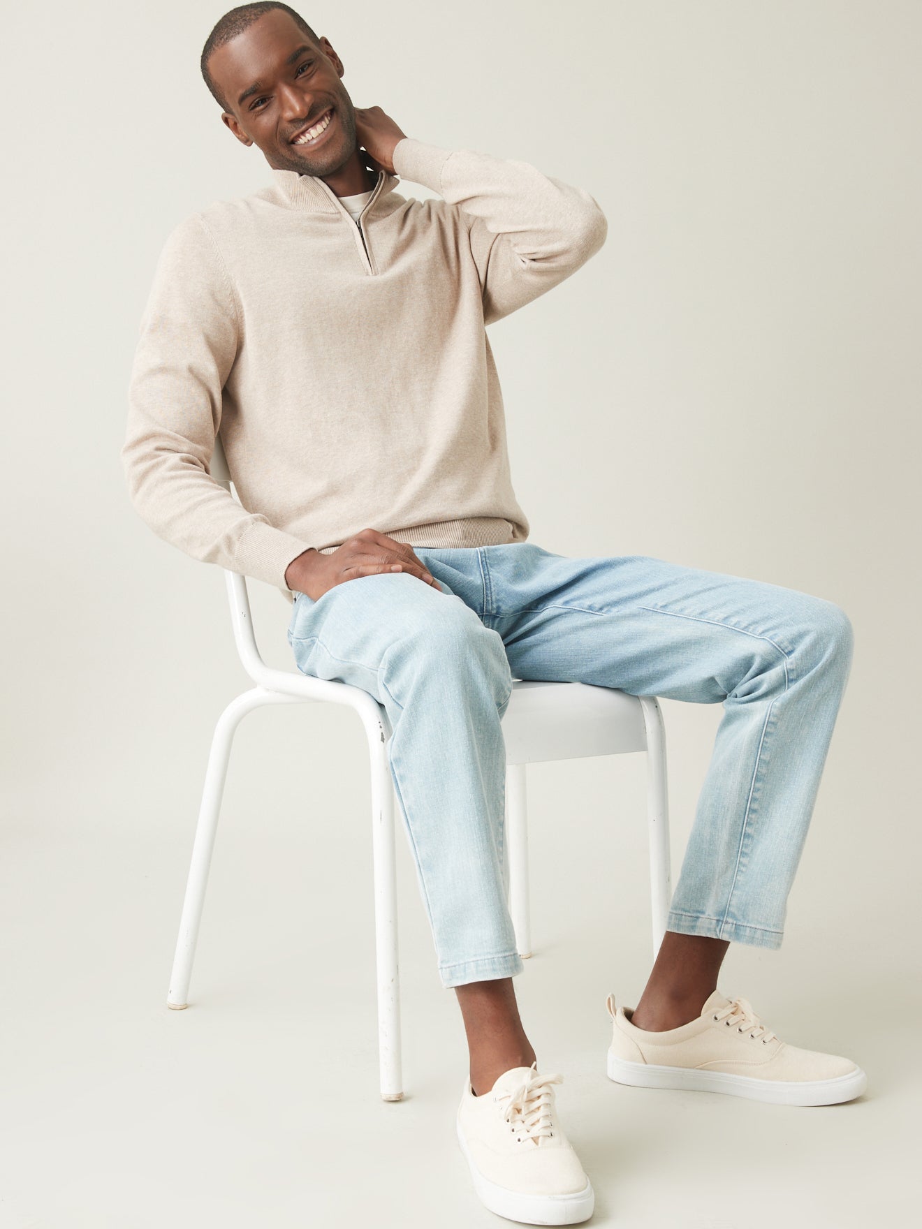 Pull homme col montant zippé