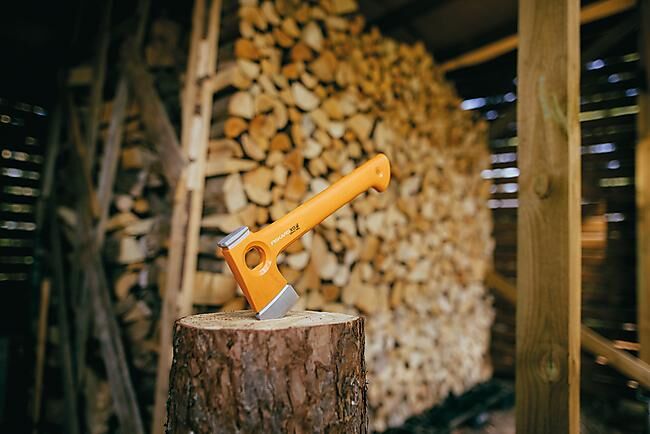 FISKARS - HACHE DE RANDONNEE X 13 ULTRA LEGERE
