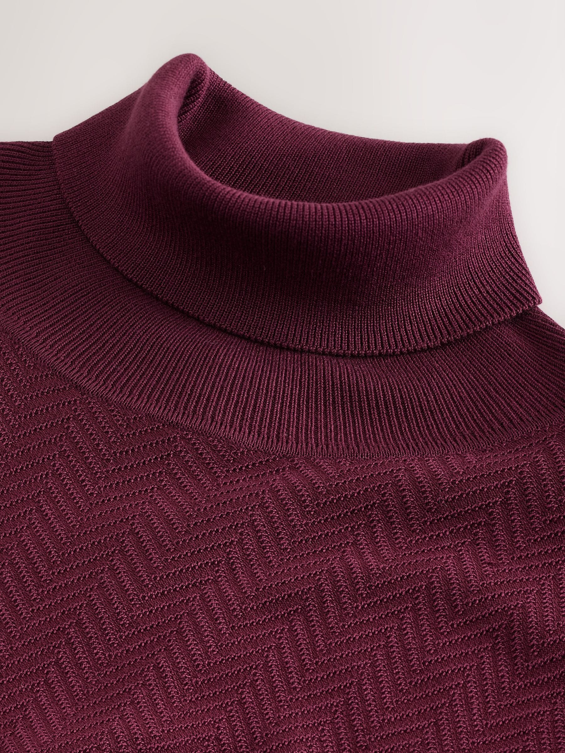Bordeauxrood - Slim Fit Herringbone Texture Roll Neck Jumper