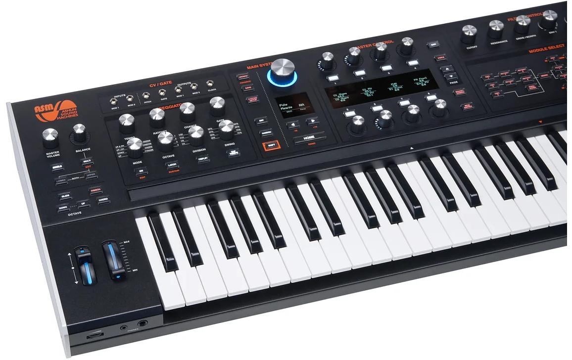 HYDRASYNTH Deluxe<br>73-stimmiges halbgewichtetes Tastenbett