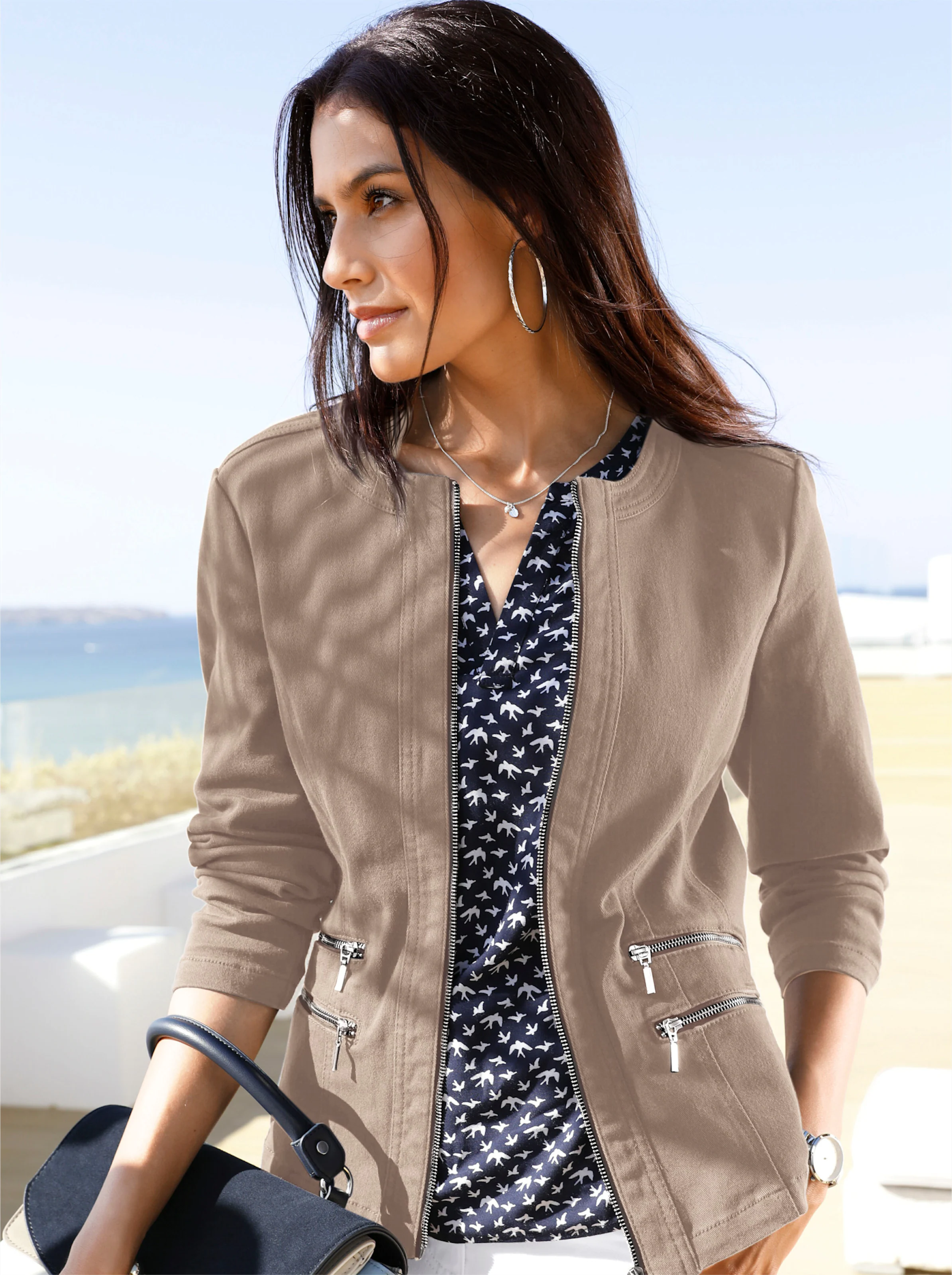 Jeansblazer in taupe