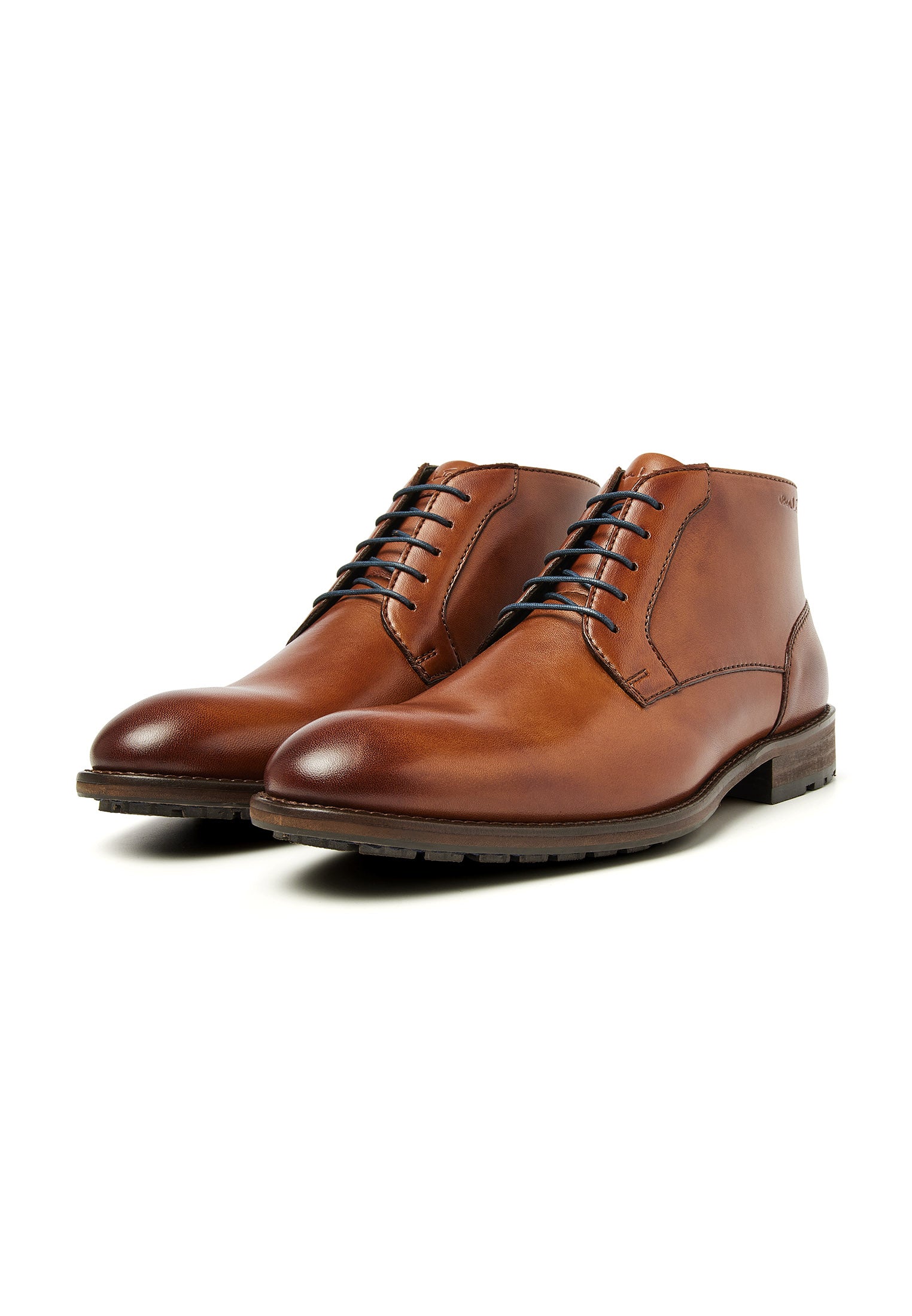 Cognac gladleren Montana halfhoge veterschoen