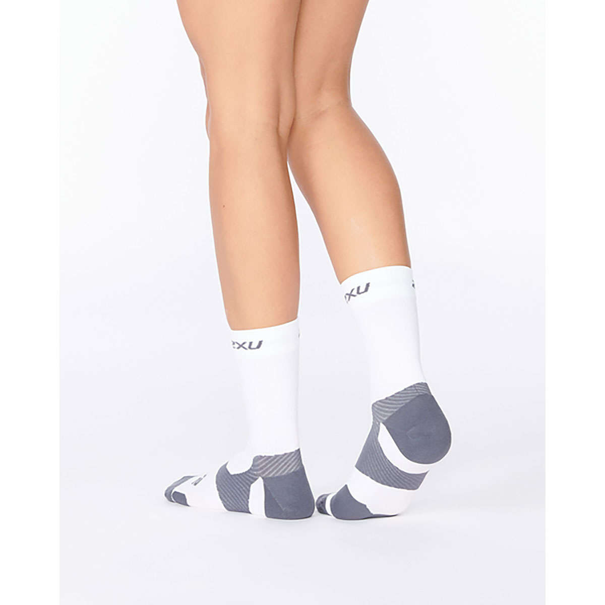 2XU Vectr Light Cushion Crew Compressiesokken Wit/Grijs