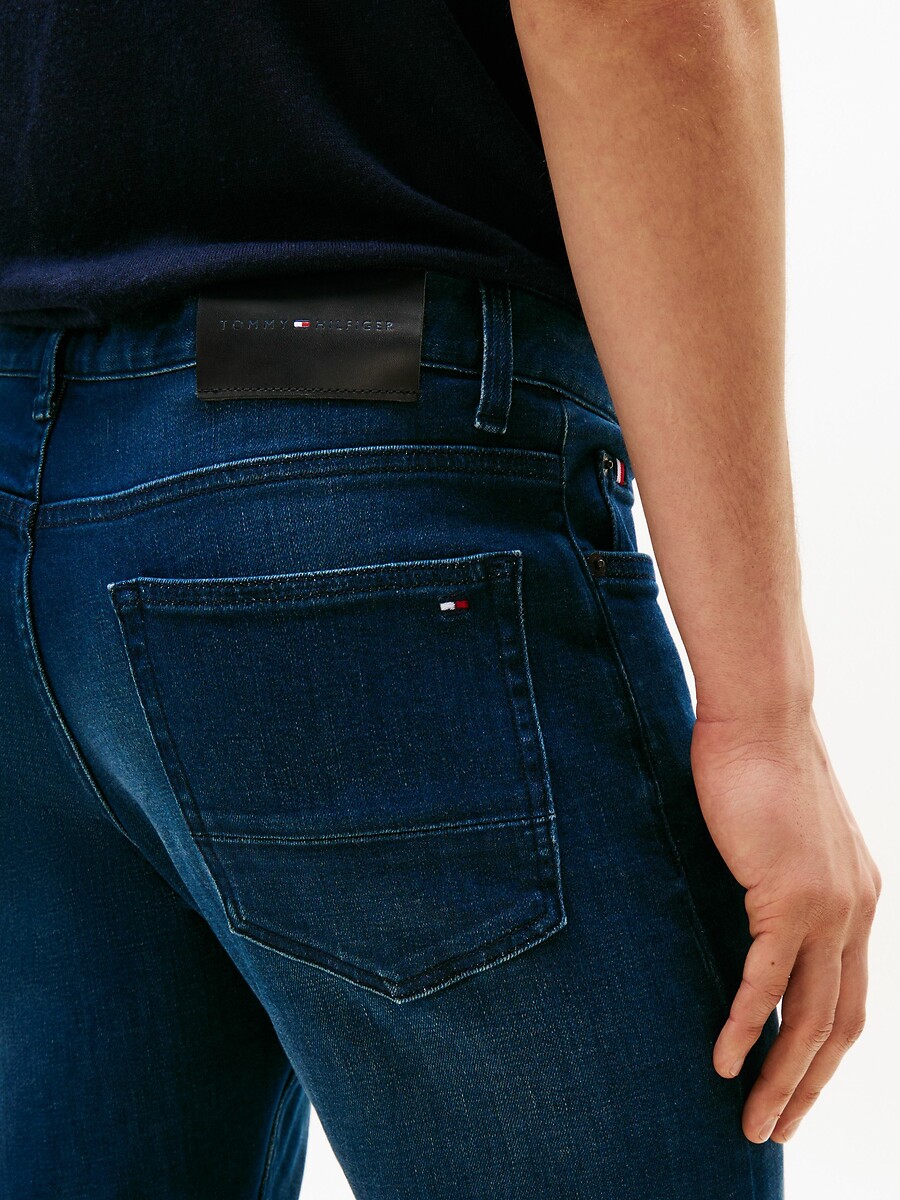 TOMMY HILFIGER<br>Calça jeans slim bleecker