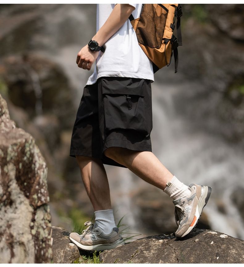 Really Point - Mid Rise Plain Cargo Shorts