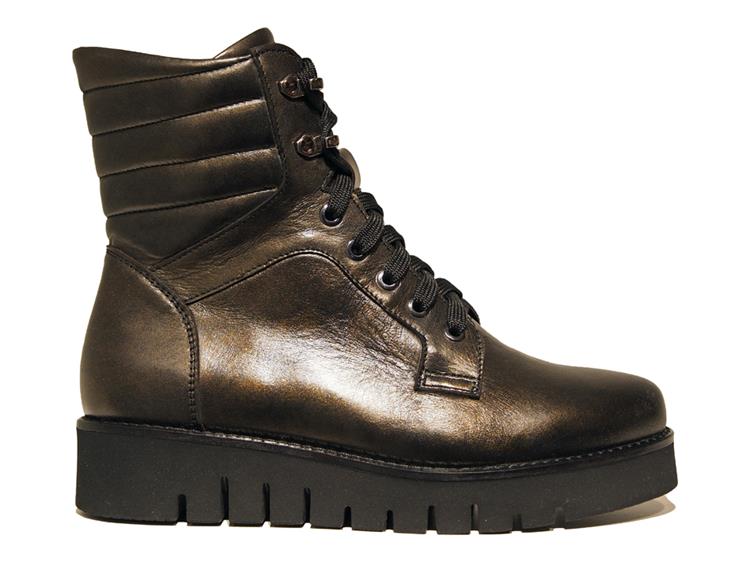 Footnotes 42.004 Metalise Olivo