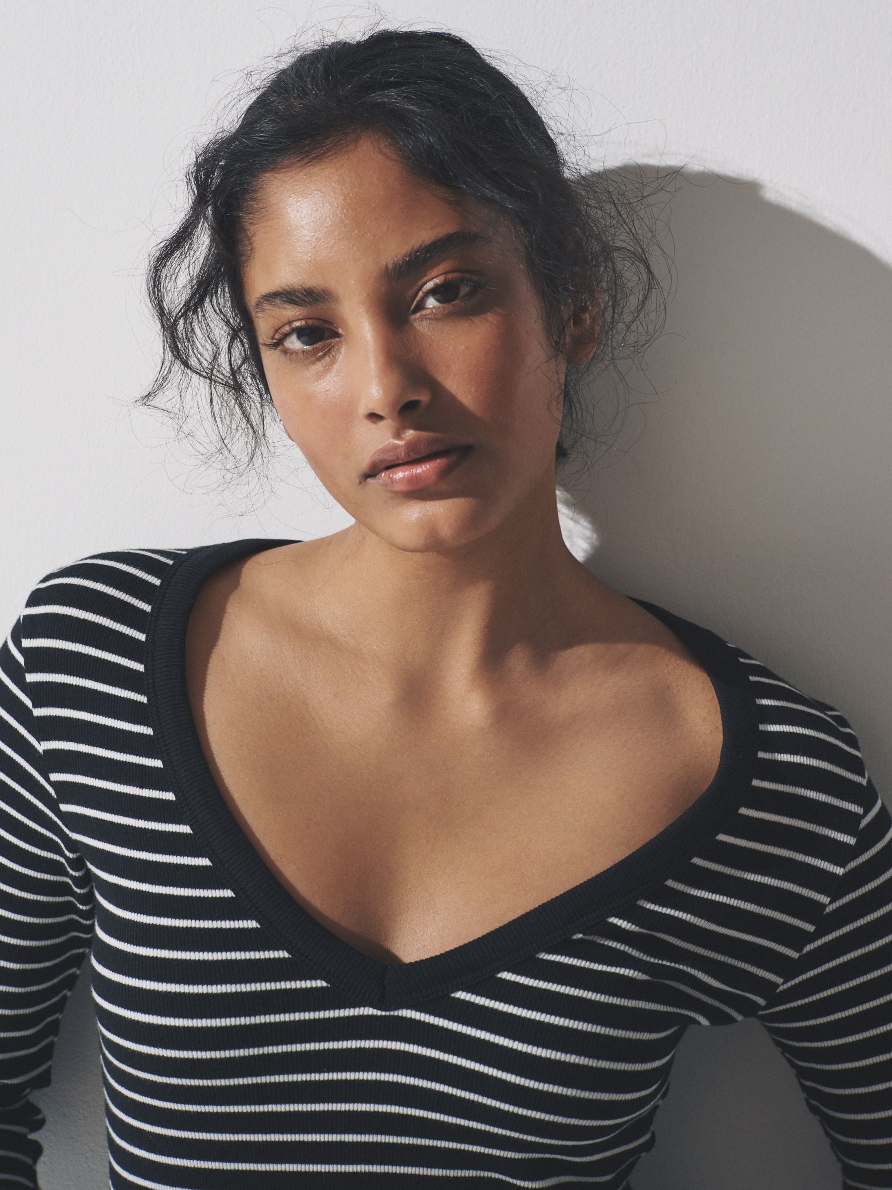 Black/Stripe/Grey/White - The Set 4 Pack V-Neck Ribbed Long Sleeve T-Shirts
