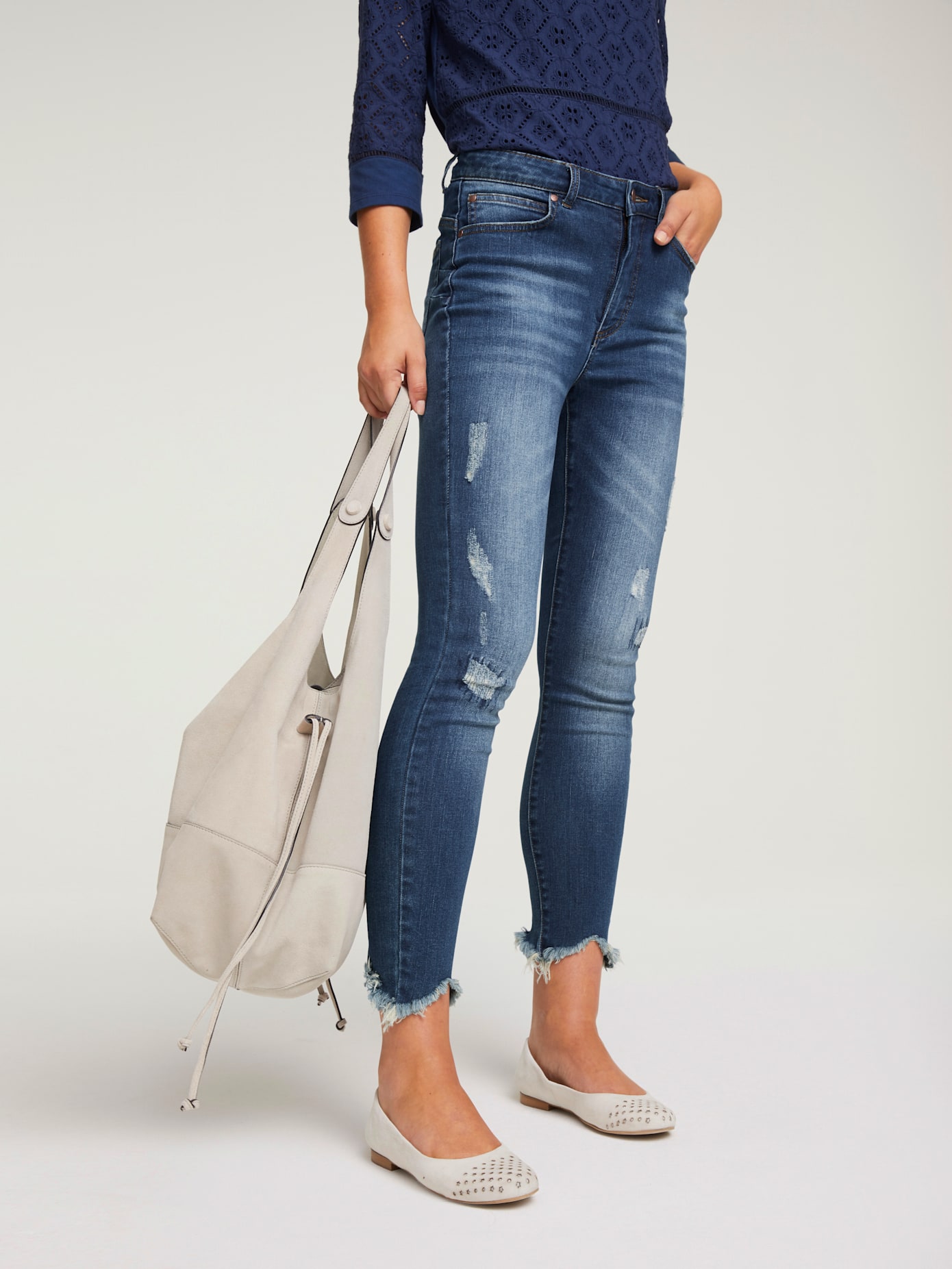 Jeans effet ventre plat coupe skinny tendance