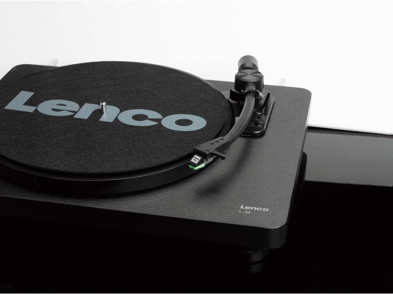 Lenco Plattenspieler L-30 Schwarz Plattenspieler mit integriertem Stereo-Vorverstärker