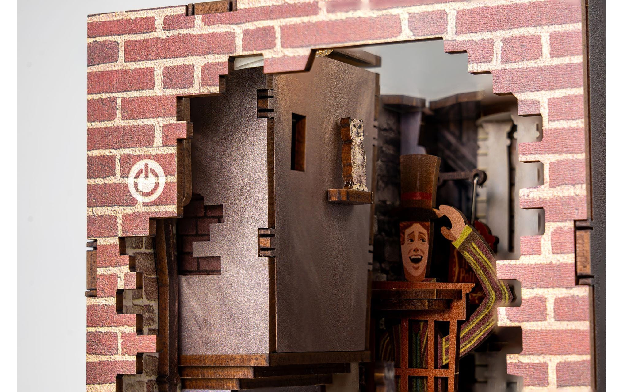 Bausatz Diagon Alley Harry PotterHolzbausatz mit LED-Beleuchtung und Berührungssensor