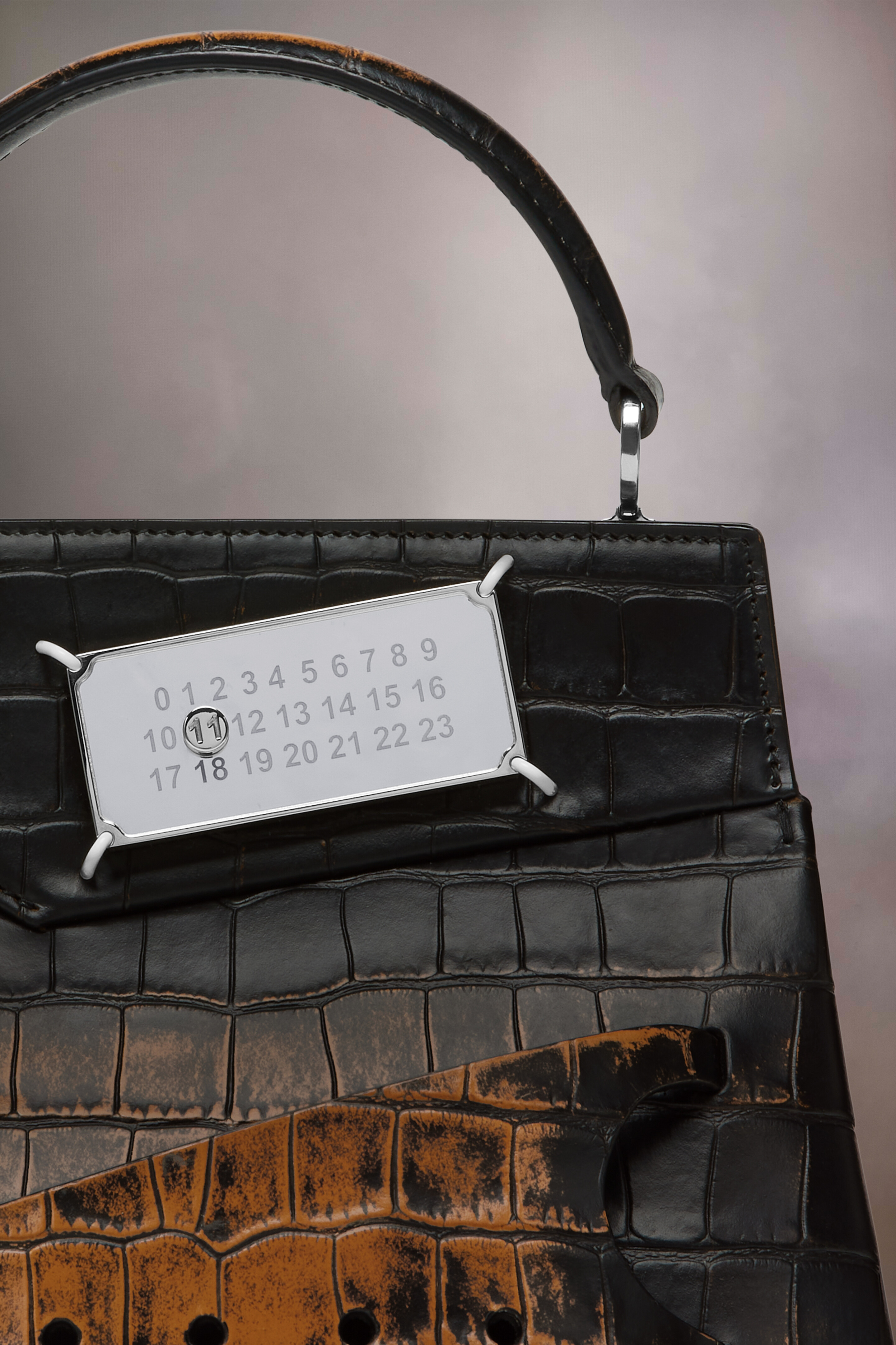 SNATCHED HANDBAG SMALL