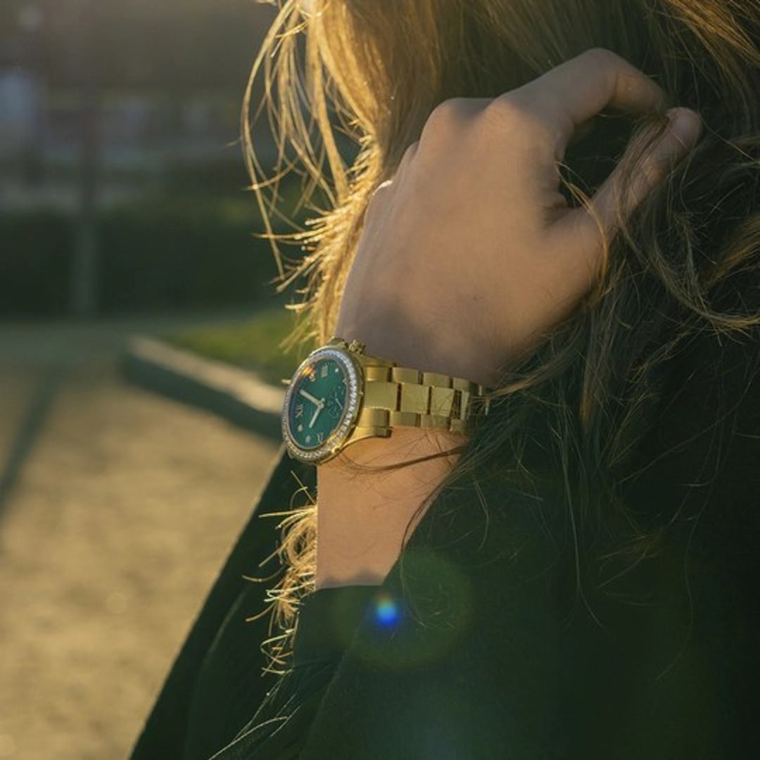 Jaguar Connected Lady Goldig / Grün 37mm