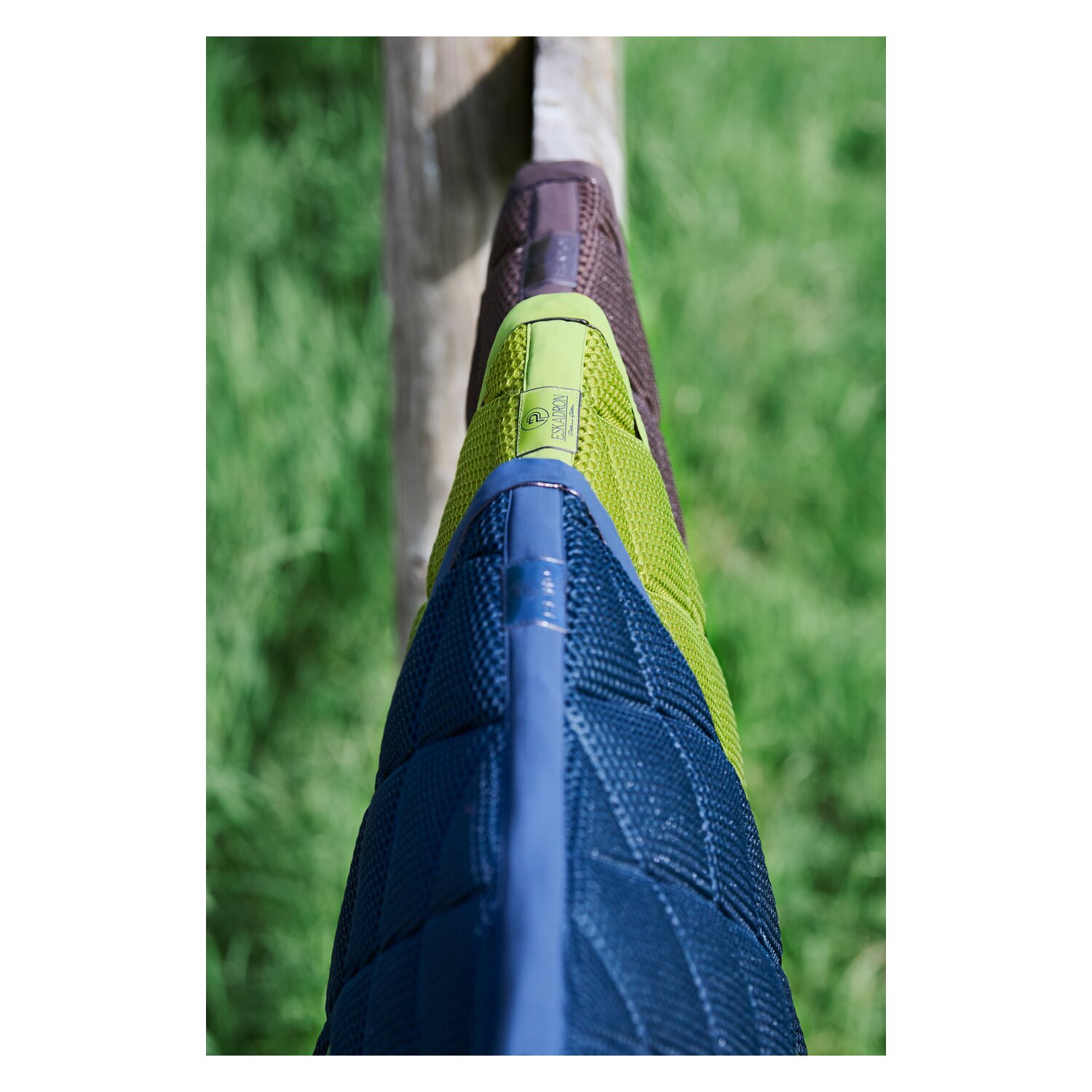 ESKADRON Platinum Schabracke Mesh  - moss green