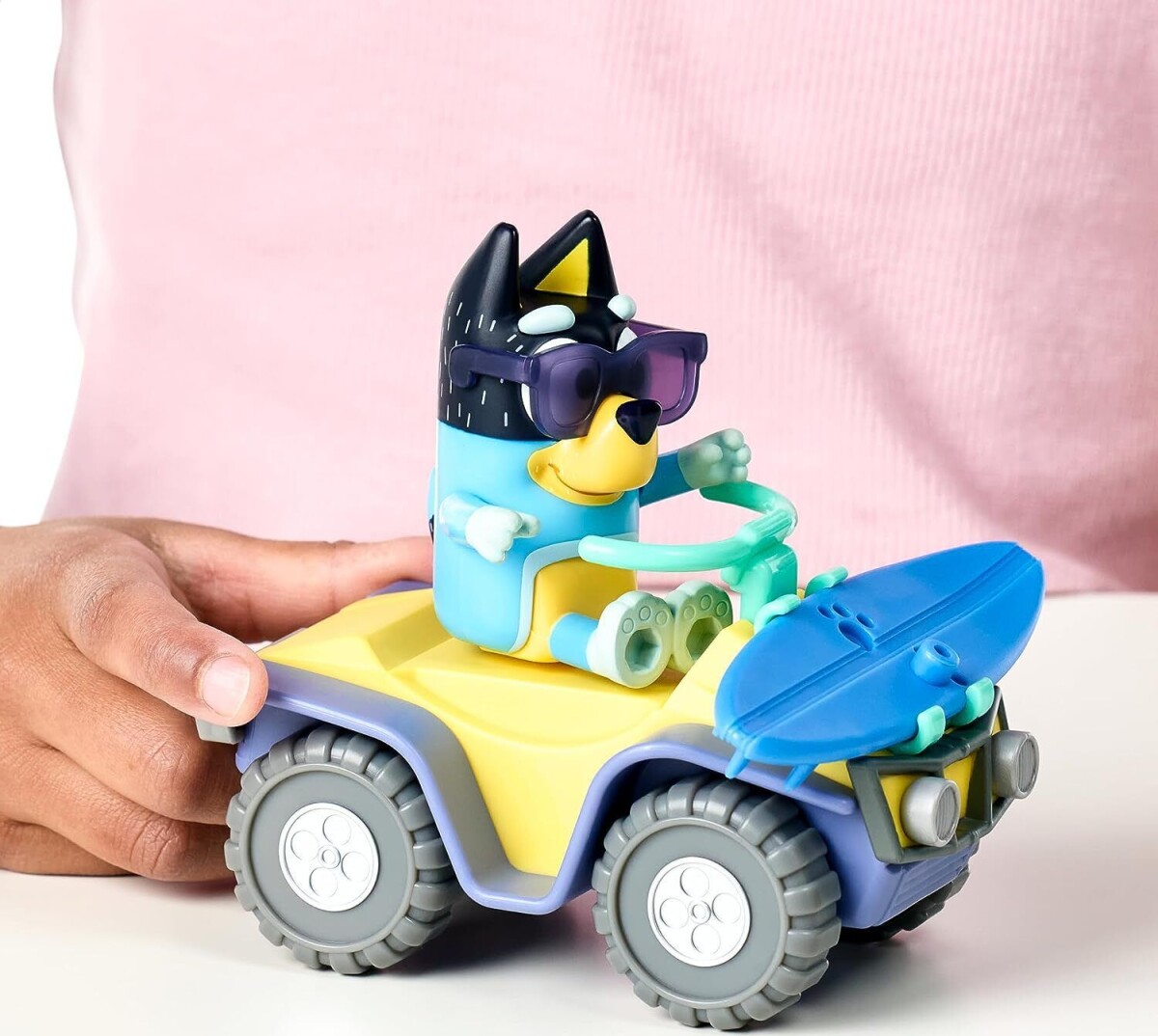 Bluey - Strandkøretøj Med Figur Og Surfbræt