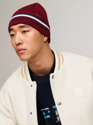 Gorro com o logotipo da marca